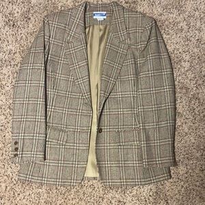 Vintage Pendleton 8 - 2 piece suit, pleated skirt